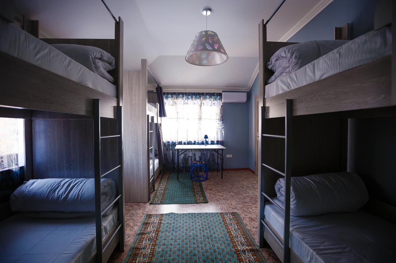 Mountain Road Hostel Almaty Exterior foto
