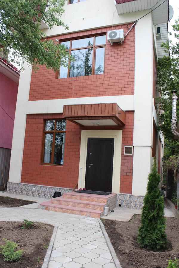 Mountain Road Hostel Almaty Exterior foto
